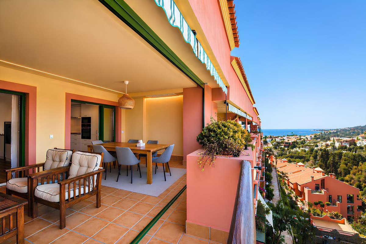 Duplex v Torreblanca, Costa del Sol