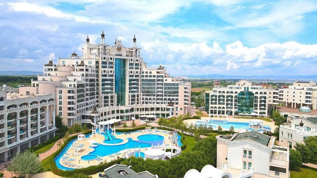 Krásny apartmán v prvej línii pri mori s panoramatickým výhľadom | Sunset Resort, Pomorie