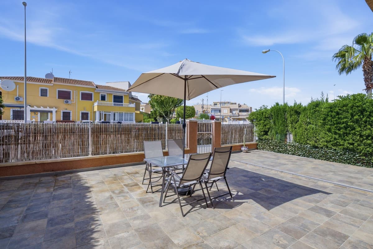 Prízemný apartmán v Playa Flamenca, Costa Blanca, Španielsko
